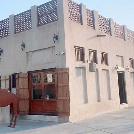 Heritage Home Guest House Dubai Esterno foto