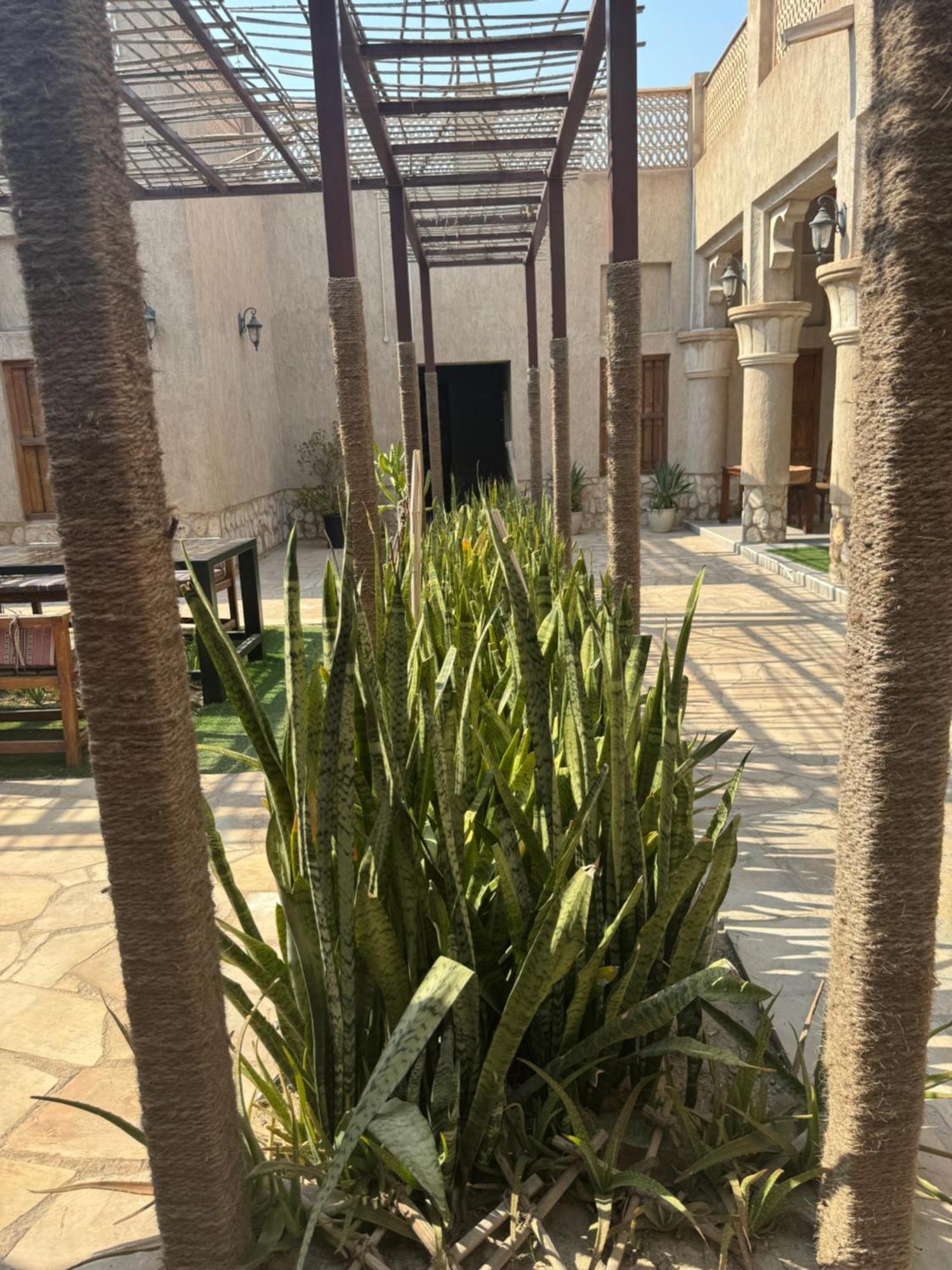 Heritage Home Guest House Dubai Esterno foto