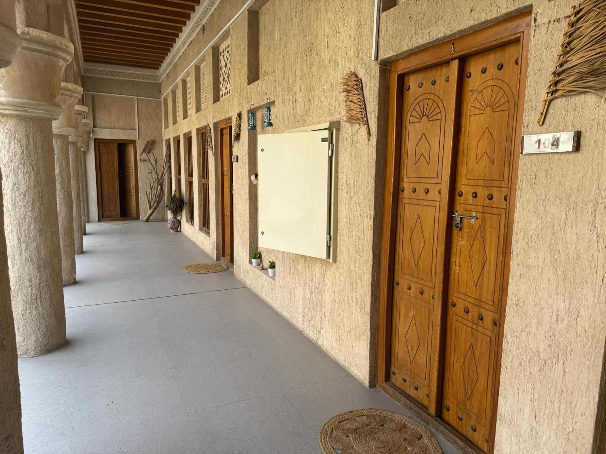 Heritage Home Guest House Dubai Esterno foto