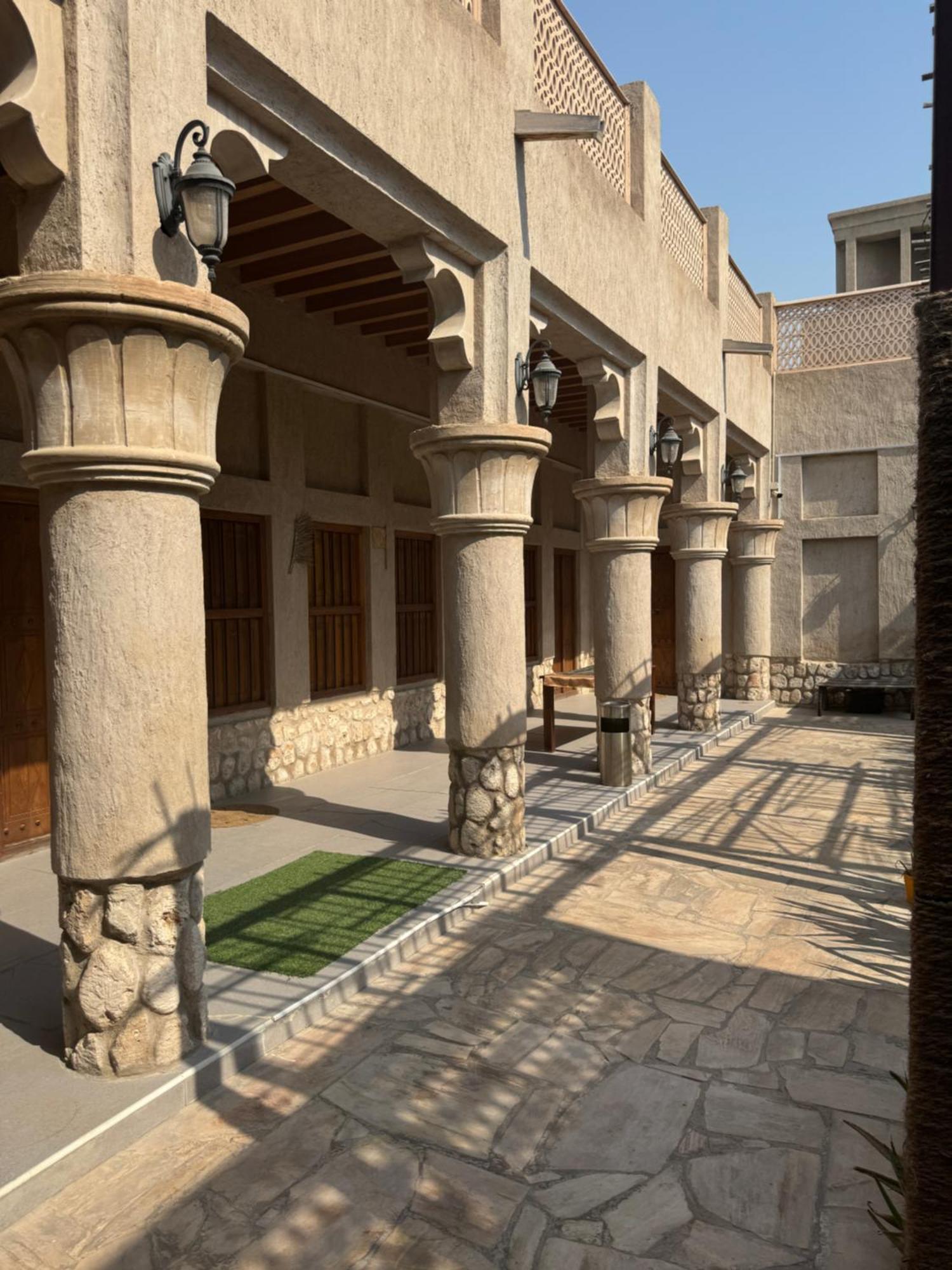 Heritage Home Guest House Dubai Esterno foto